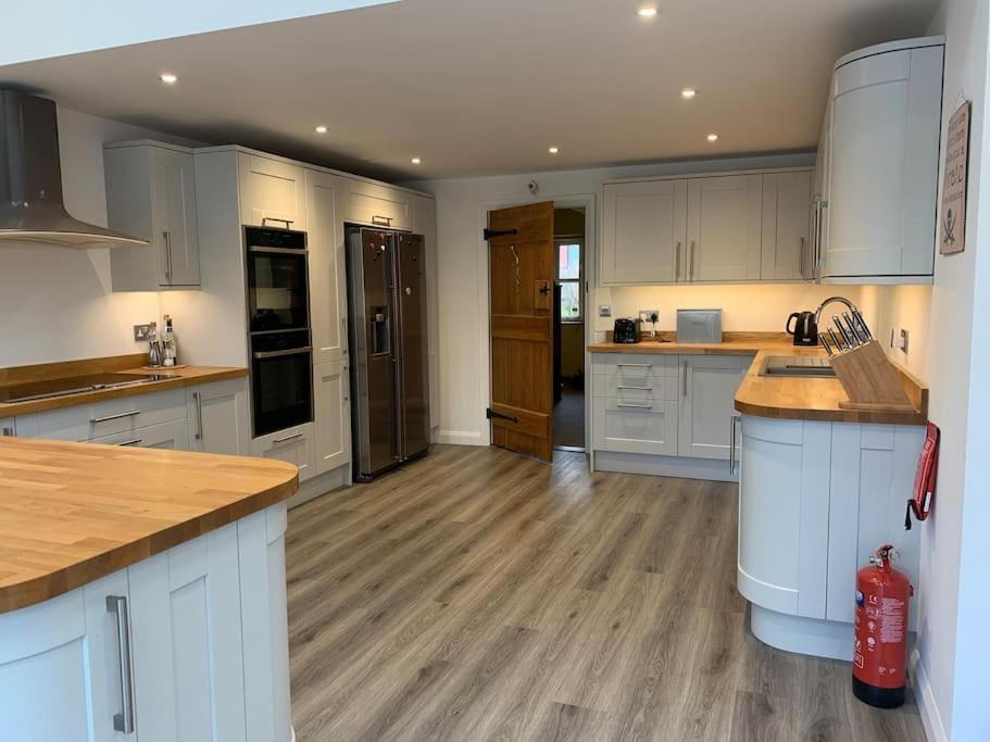 Rockhopper Cottage, Waldringfield ウッドブリッジ エクステリア 写真