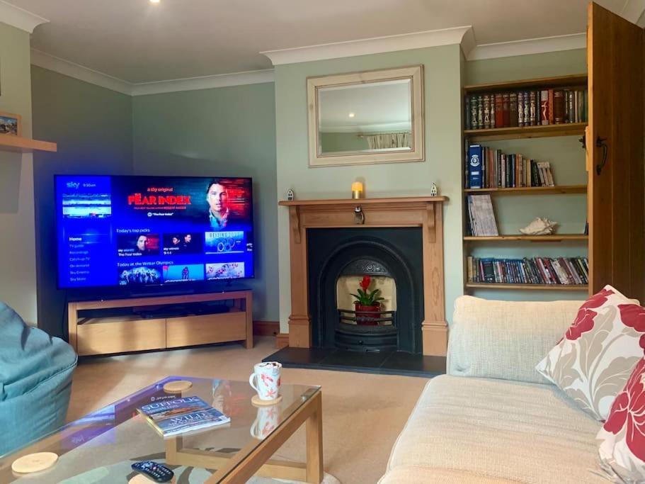 Rockhopper Cottage, Waldringfield ウッドブリッジ エクステリア 写真